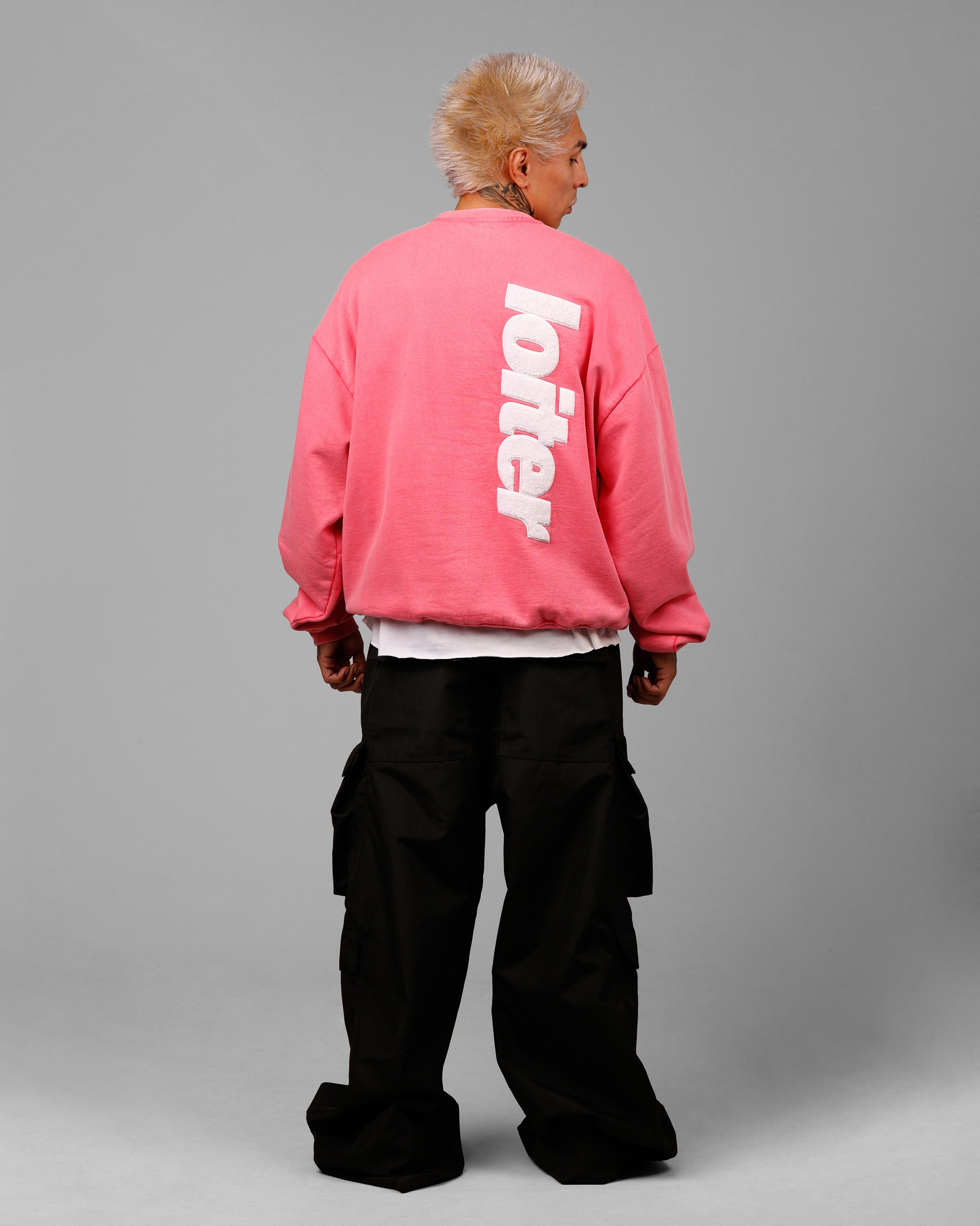 Freeway Crewneck Pink | Loiter