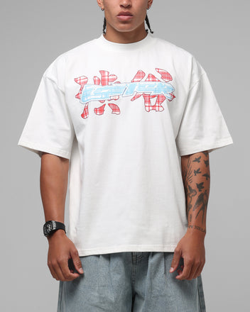 NEW ARRIVALS . | Loiter