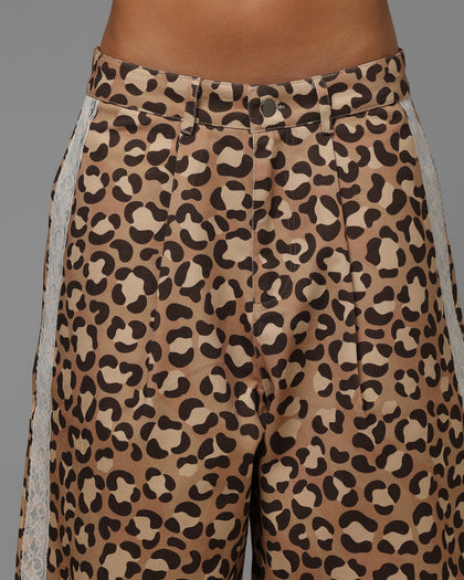 Loiter Lace Jorts Leopard
