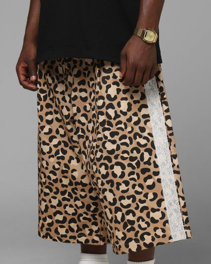 Loiter Lace Jorts Leopard